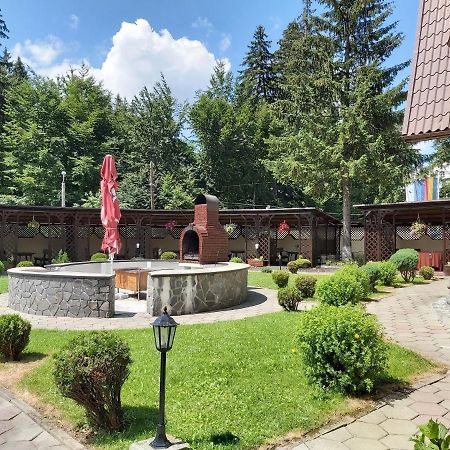 Hotel Ruia Poiana Brasov Buitenkant foto