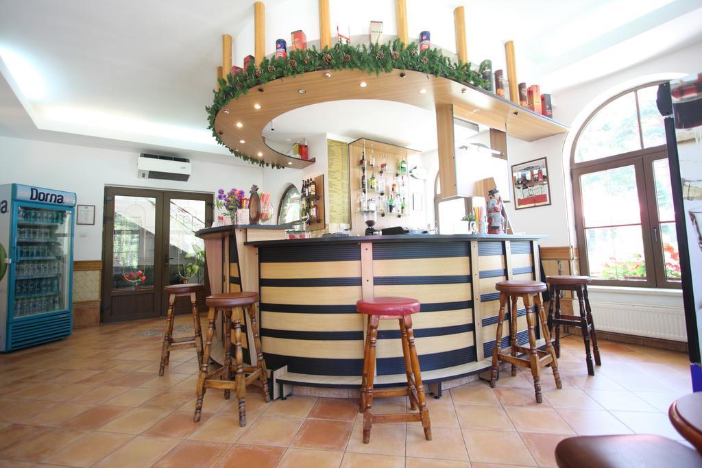 Hotel Ruia Poiana Brasov Buitenkant foto