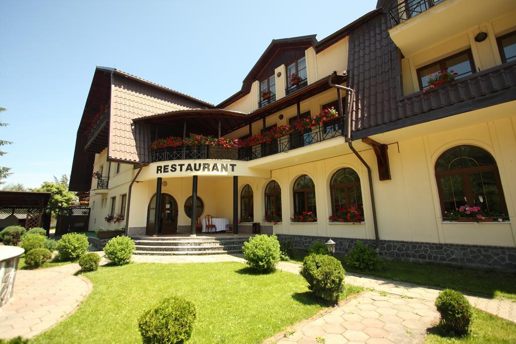 Hotel Ruia Poiana Brasov Buitenkant foto