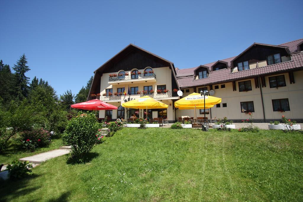 Hotel Ruia Poiana Brasov Buitenkant foto